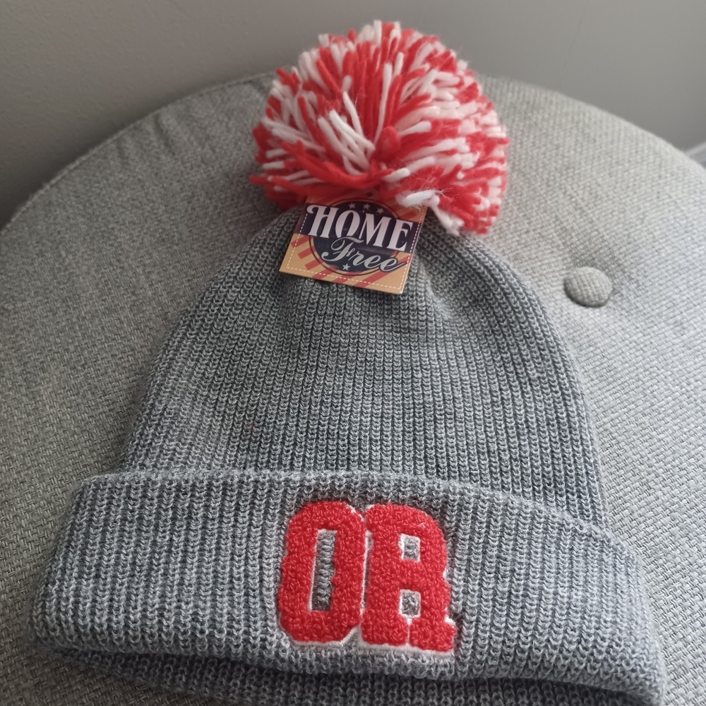 Home Free Oregon Gray/red Pom Pom Beanie Hat- NEW